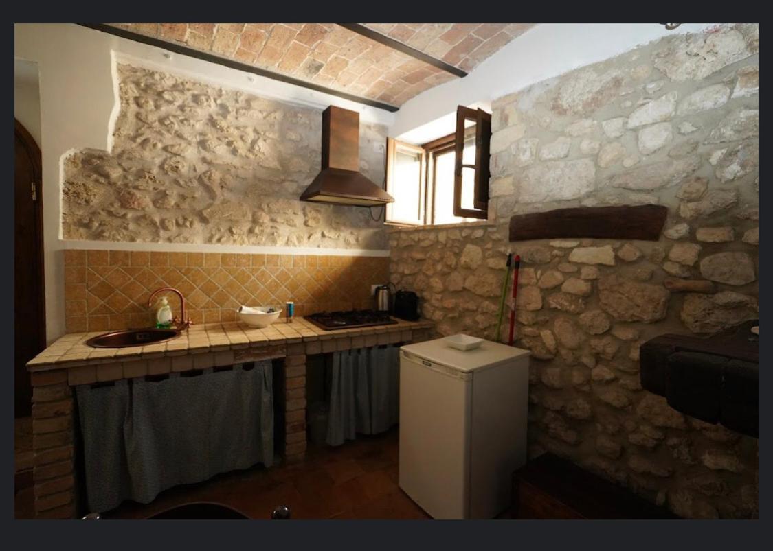 Il Minotauro B&B A 5 Minuti Da Popoli Vittorito Buitenkant foto