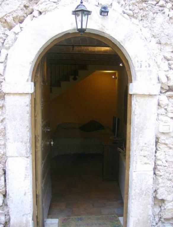 Il Minotauro B&B A 5 Minuti Da Popoli Vittorito Buitenkant foto
